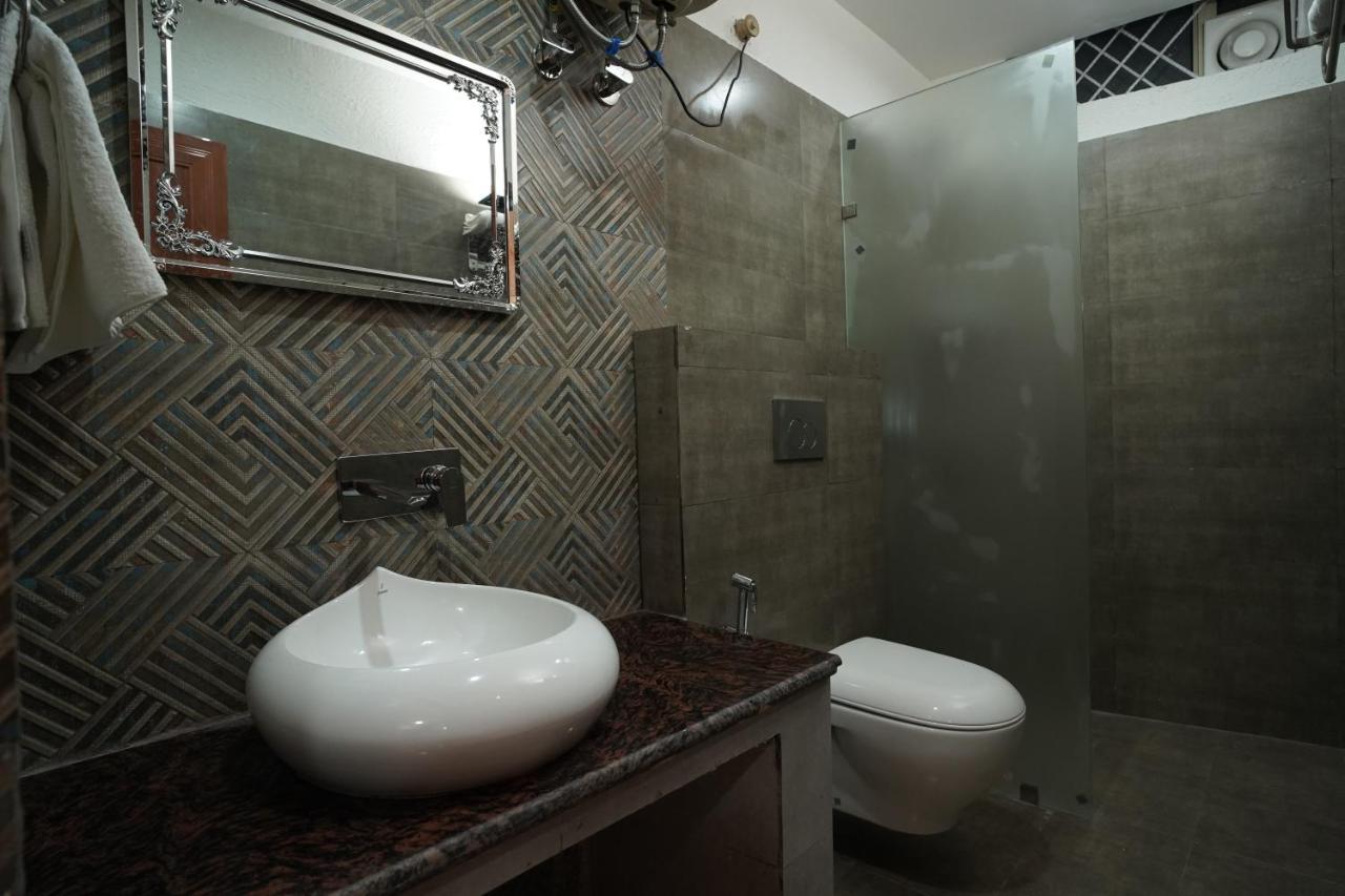Abhayam Ashram Hotel Rishikesh Exterior photo